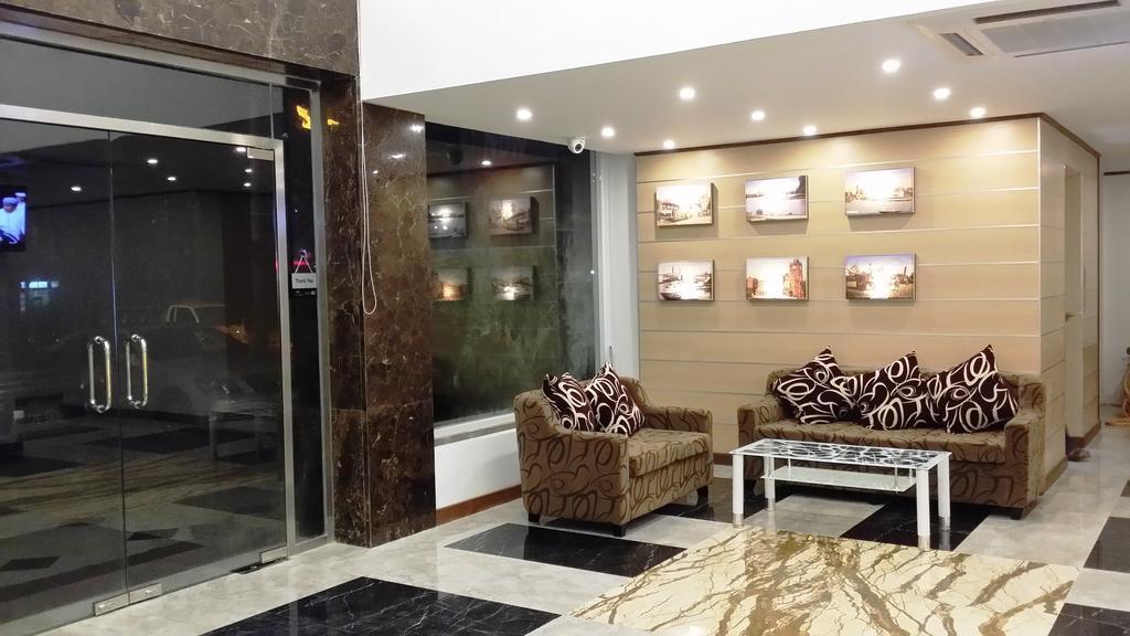 The Rgn City Lodge Yangon Extérieur photo