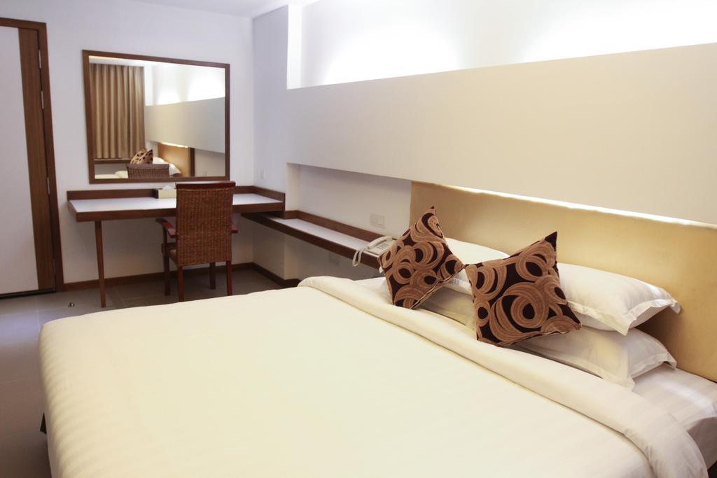 The Rgn City Lodge Yangon Extérieur photo