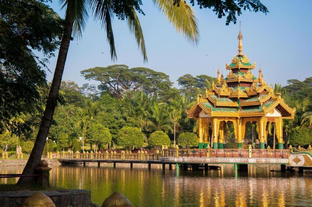 The Rgn City Lodge Yangon Extérieur photo