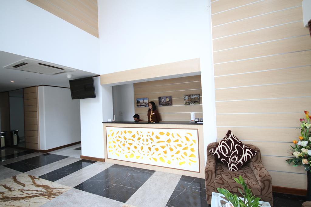 The Rgn City Lodge Yangon Extérieur photo