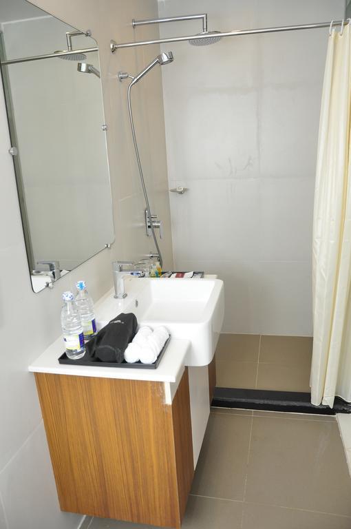 The Rgn City Lodge Yangon Chambre photo