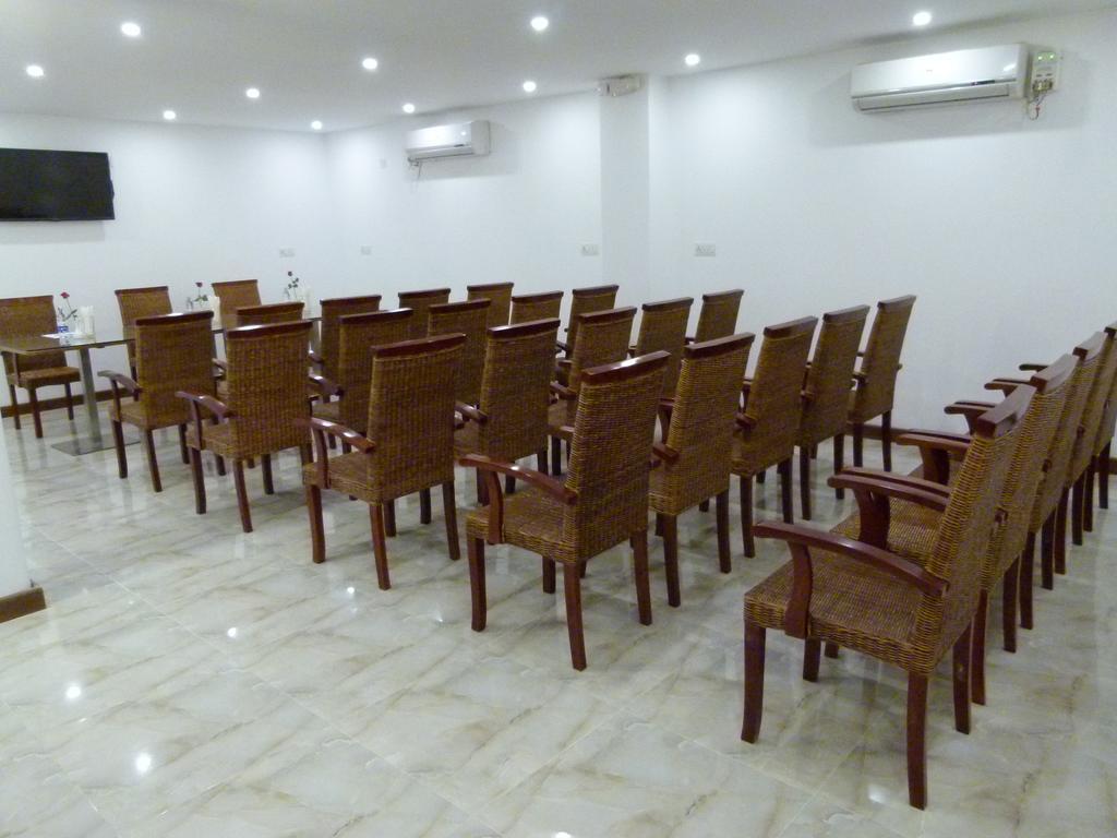The Rgn City Lodge Yangon Extérieur photo