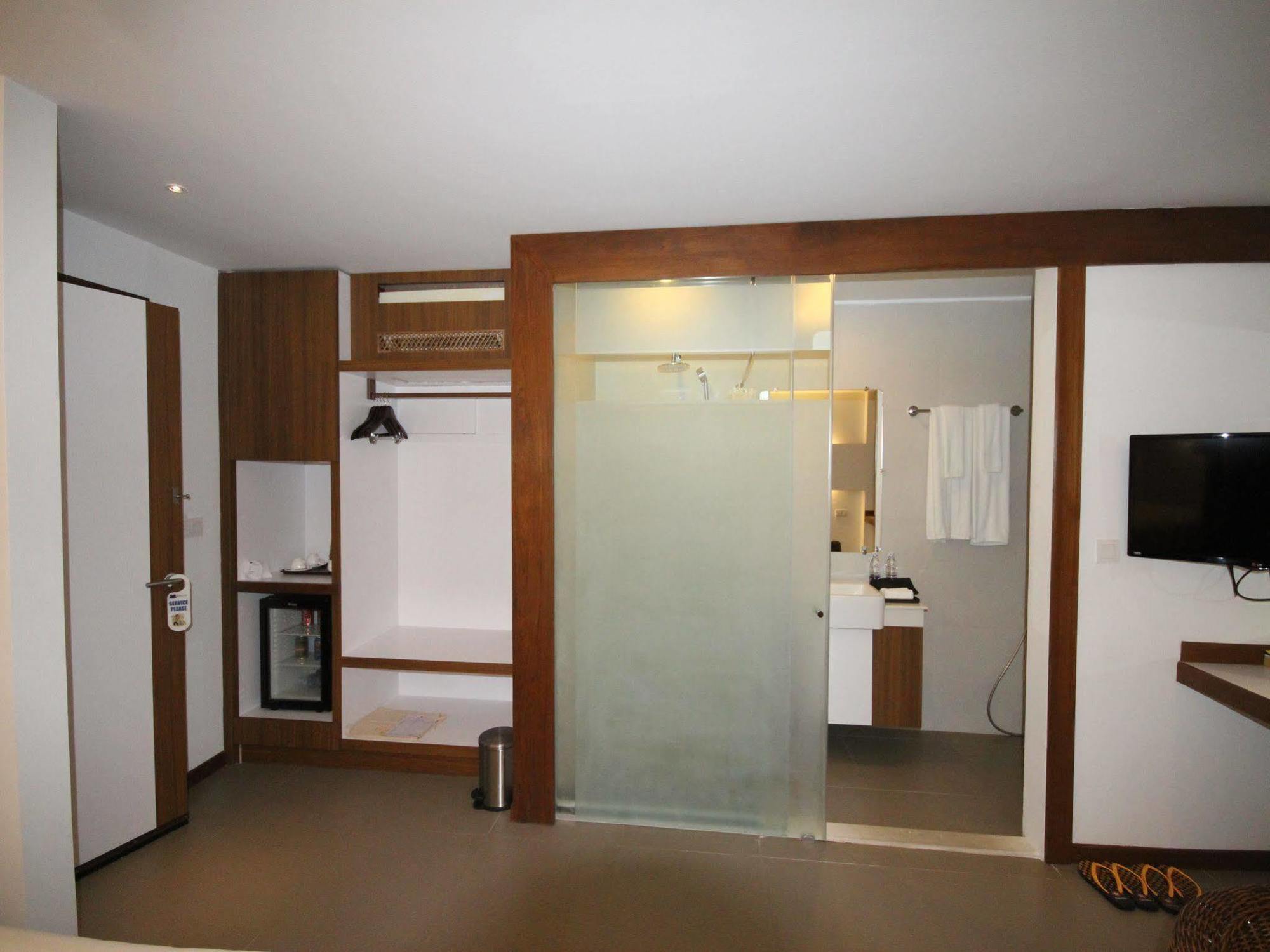 The Rgn City Lodge Yangon Extérieur photo